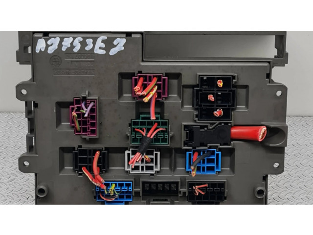   Pojistková skříňka 911944603, 90208208   BMW 1 E81 E87 2007