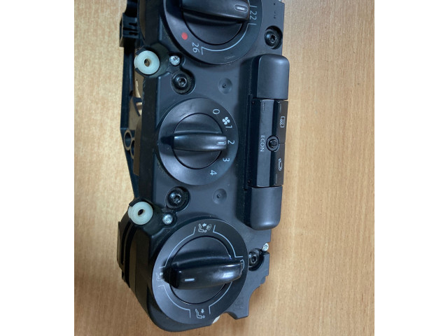 Блок управления климат-контролем    Volkswagen Touran I