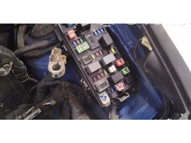 Блок предохранителей 95020932 Chevrolet Spark