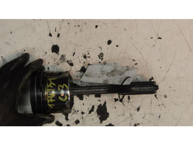 Píst Citroen C3 Picasso pro naftový motor 1.6