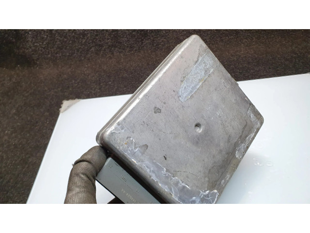 Блок управления двигателя 2ALU12A650DB, MAZ403 Mazda 626