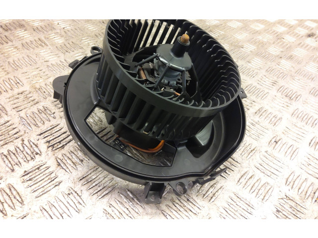 Вентилятор печки T1018603JL Volkswagen Golf VII