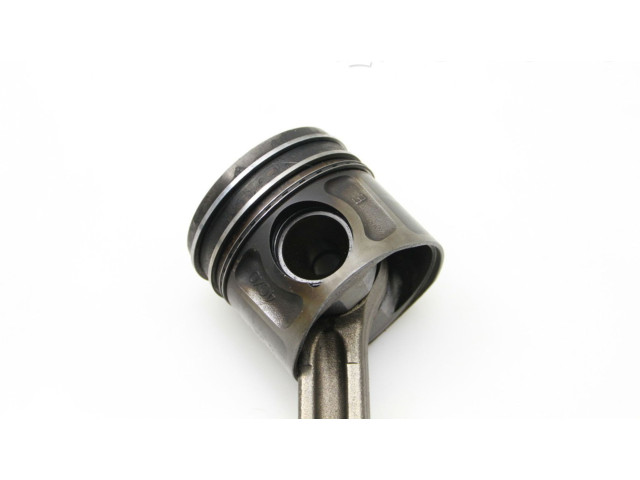 Поршень с шатуном KIA Sorento 2010 - 2014 года