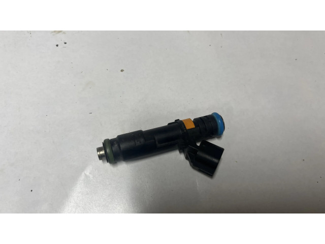 Форсунка 04593986AA, 04627890AA    Jeep Cherokee для бензинового двигателя ED6 2.4