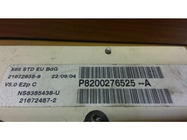 Přístrojová deska Renault Clio II 2007 P8200276525A, 216724872