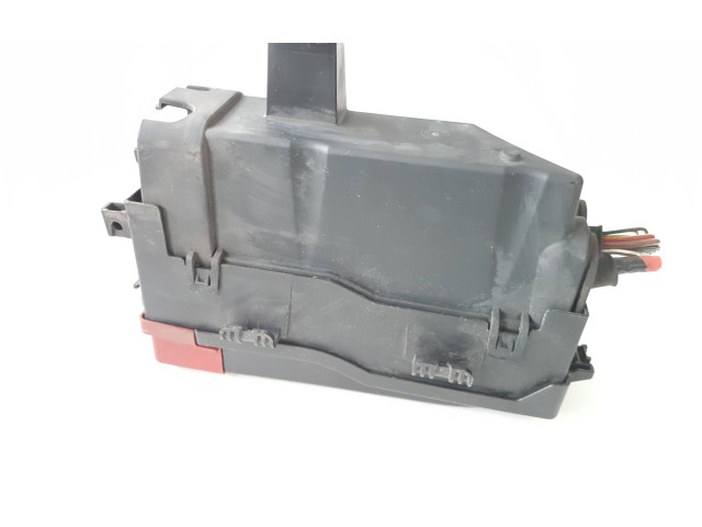 Блок предохранителей GX7314A076BA Jaguar XE