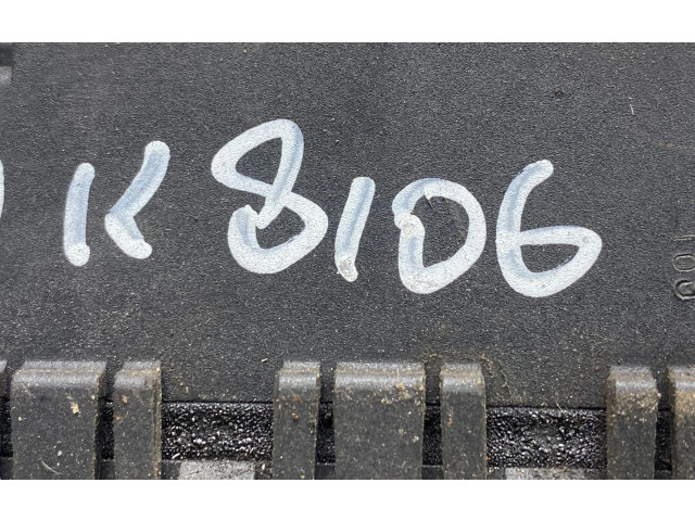 Моторчик стеклоочистителя 8620953, 0240206217    Volvo S80