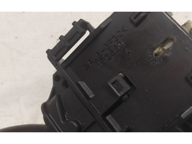 Ручка поворотов/ фонарей