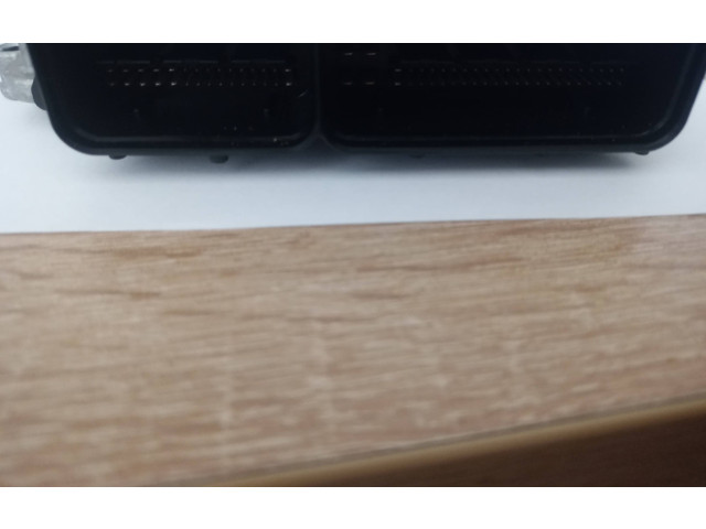 Блок управления двигателя 391012a032, 0281017002 KIA Sorento