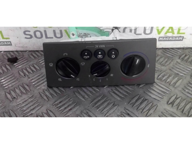 Блок управления климат-контролем 13219168   Opel Meriva A