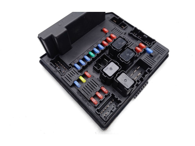 Pojistková skříňka 284B7-BB01D, 284B7BB01D Nissan Qashqai 2012