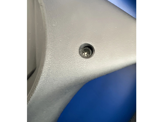 Руль Tesla Model X  2015 -  года 100527900E      