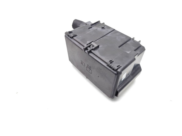 Блок предохранителей KU5T-14A003-GA Ford Transit Custom