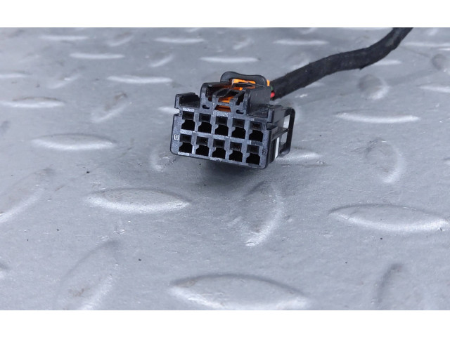 Зеркало электрическое левое Citroen Berlingo 2018- года