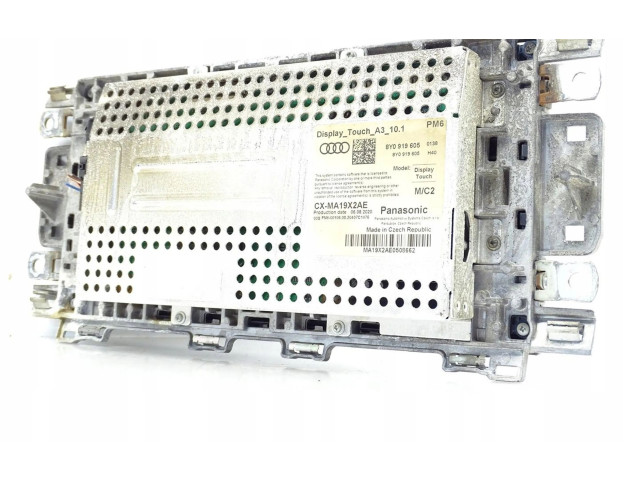 Дисплей Audi A3 8Y