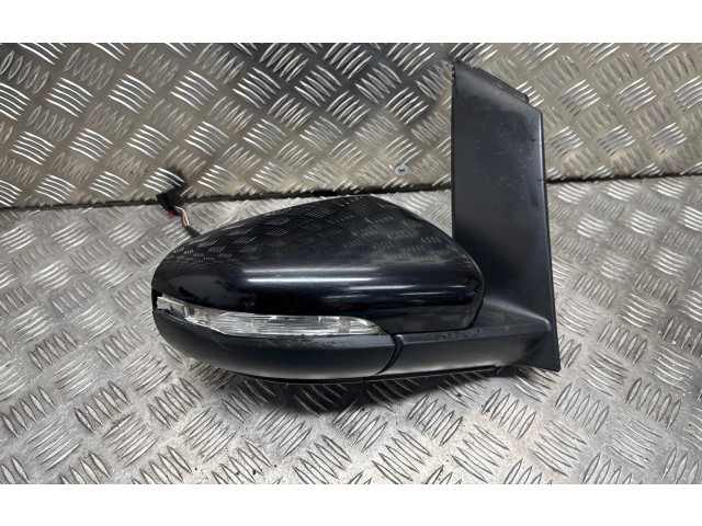 Зеркало электрическое Volkswagen Touran II 2010 - 2016 года