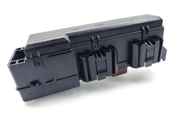 Блок предохранителей    Infiniti FX    