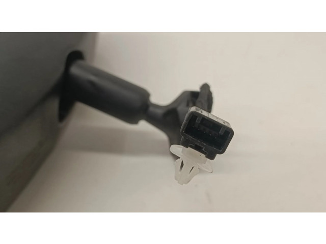 Зеркало заднего вида (в салоне)