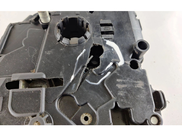 Zámek zadních dveří 2K0827426C Volkswagen Caddy 2010