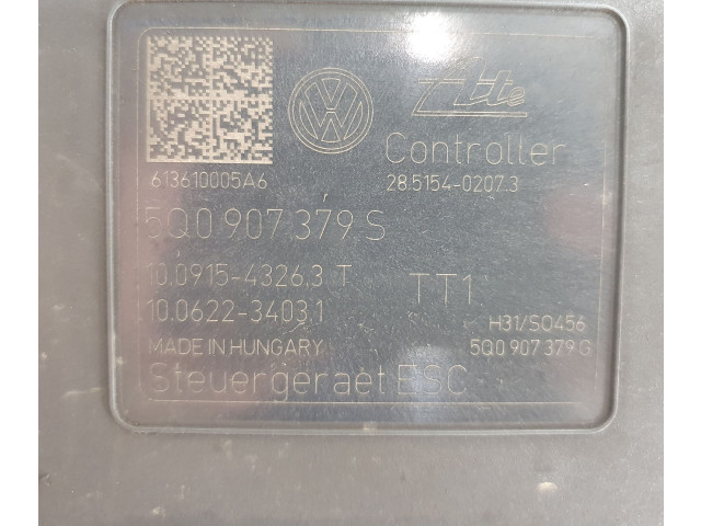 Блок управления АБС 5Q0907379S, 5Q0614517R   Volkswagen Golf VII