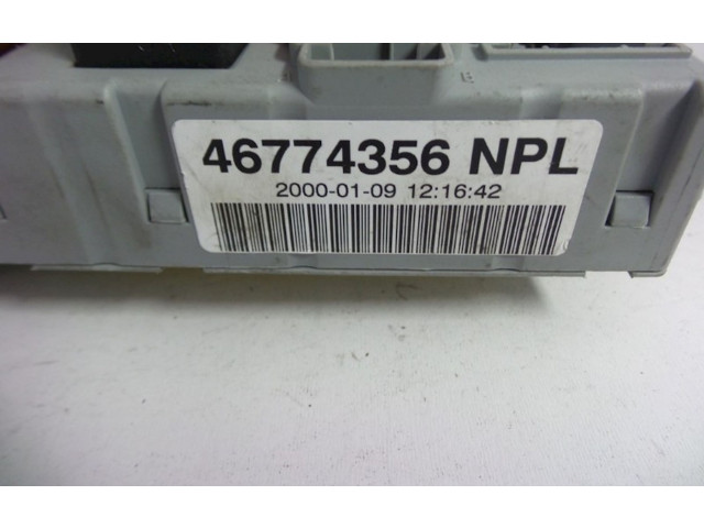   Pojistková skříňka    Fiat Punto (188) 2000