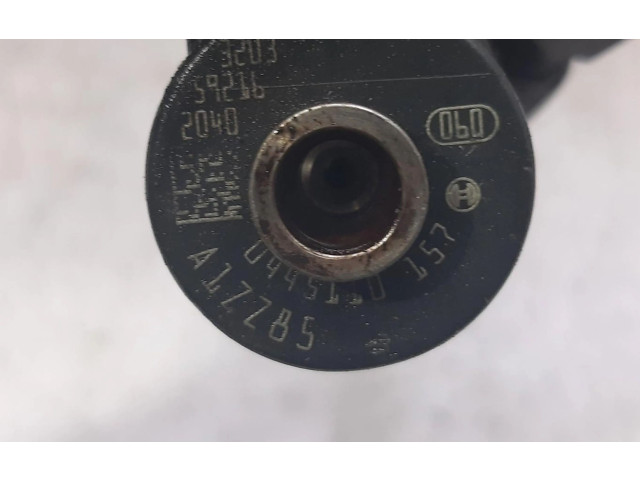 Vstřikovač 0445110157   Audi A8 S8 D3 4E     