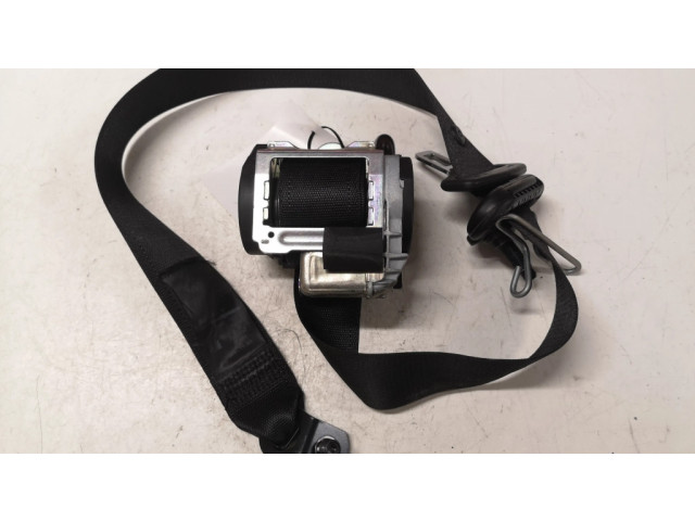 Передний ремень безопасности