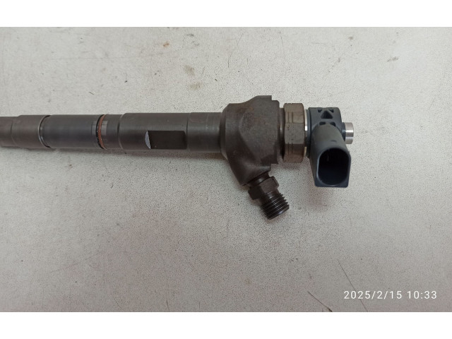 Форсунка 03L130277J Audi Q3 8U