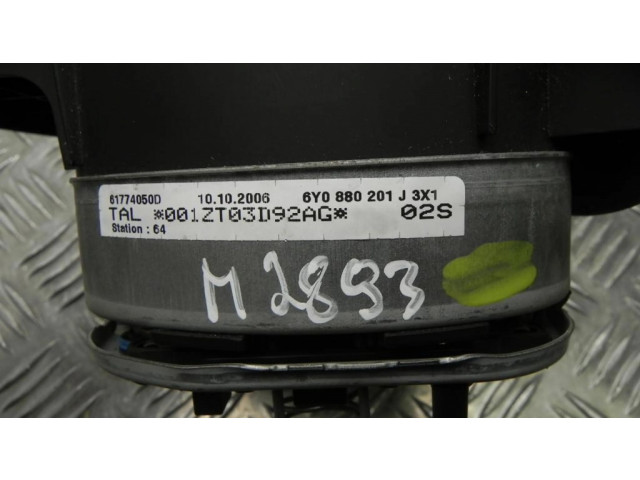 Подушка безопасности водителя 6Y0880201J, M2893 Skoda Superb B5 (3U)