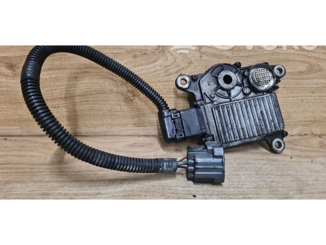 Блок управления коробкой передач 30735326   Volvo V70