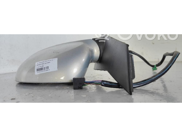 Зеркало электрическое Volkswagen Golf Plus 2005 - 2013 года