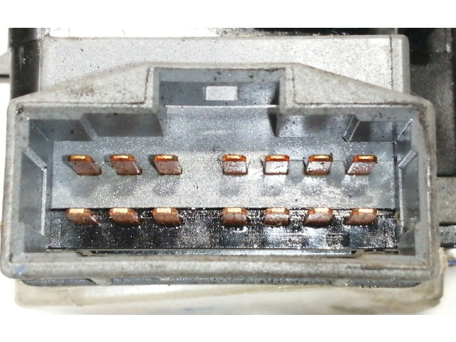 Ручка стеклоочистителей    KIA Sportage