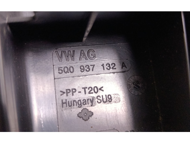 Pojistková skříňka 5Q0937132A, 5Q0907361G Volkswagen Tiguan 2010