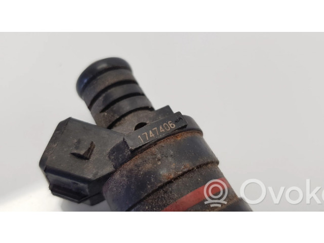 Форсунка 1747406, 03763FA    BMW 7 E38 для бензинового двигателя  4