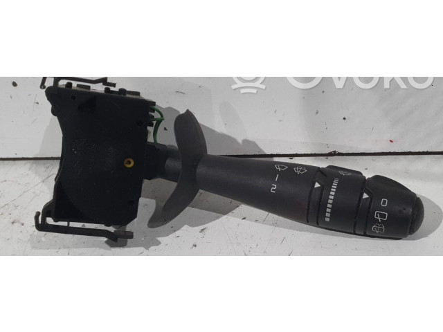 Ручка стеклоочистителей Renault Twingo II