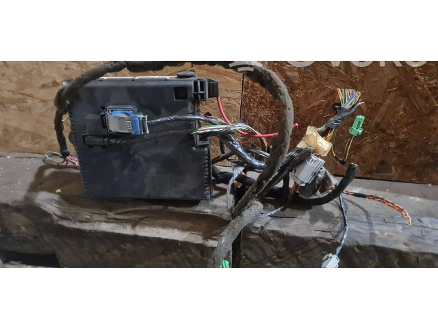 Pojistková skříňka 30786646 Volvo XC90 2009