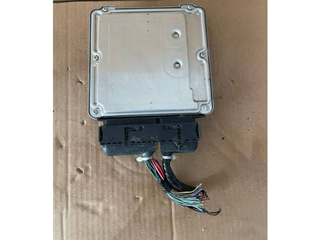 Блок управления двигателя 0281012535, 1860A654 Mitsubishi Grandis