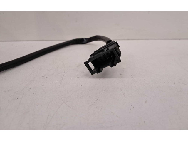 Зеркало электрическое Skoda Fabia Mk3 (NJ) 2015 - 2021 года