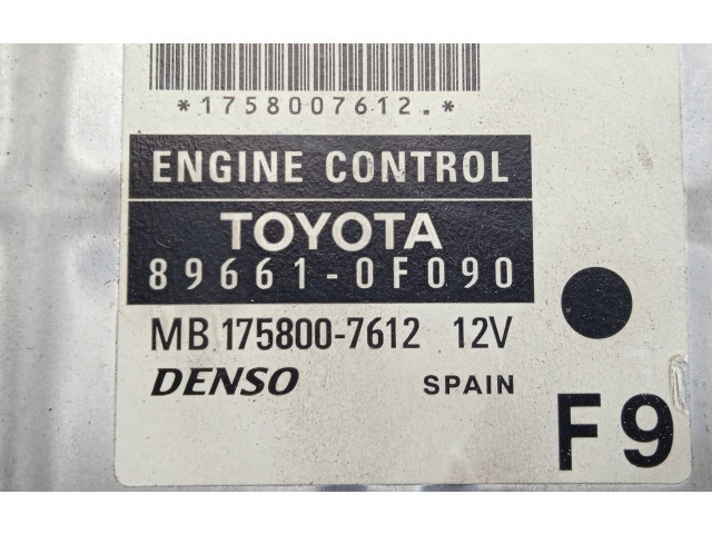 Sonstige Steuergeräte / Module DENSO, 4.CONECTORES Toyota Corolla Verso E121
