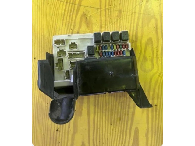   Pojistková skříňka    Nissan Murano Z50 