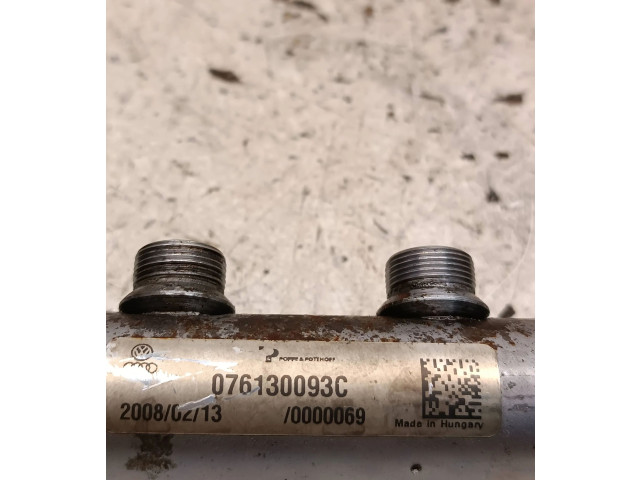 Топливная рампа 076130093C, 008G21 Volkswagen Crafter