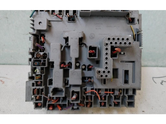 Блок предохранителей 51867697, 51867697 Alfa Romeo Giulietta