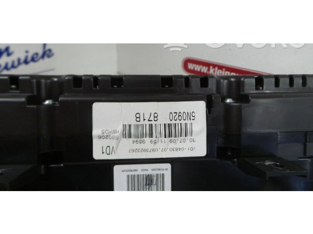 Přístrojová deska Volkswagen Tiguan 2010 5N0920871B