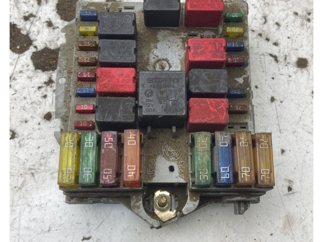 Блок предохранителей 51739427, 51739427 Fiat Idea