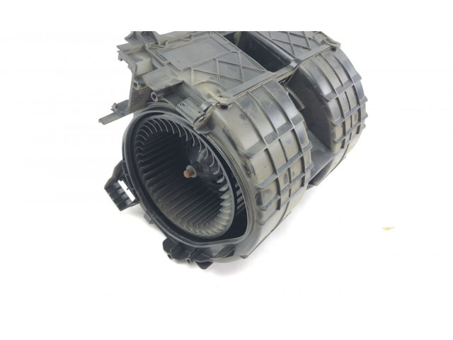 Вентилятор печки 272109961R Renault Trafic III (X82)