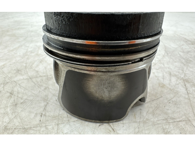 Поршень CUNA 0812A Volkswagen Golf VII