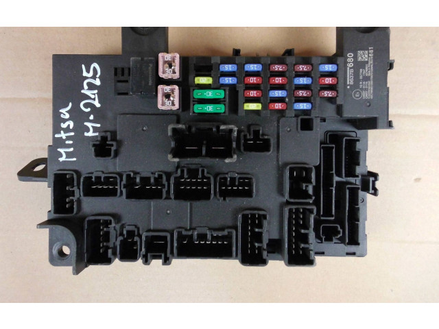 Блок предохранителей 8637B680 Mitsubishi Outlander