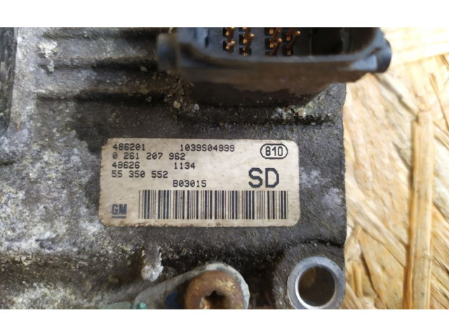 Блок управления двигателем ECU