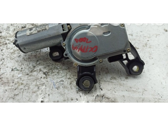 Моторчик заднего дворника Skoda Octavia Mk1 (1U)