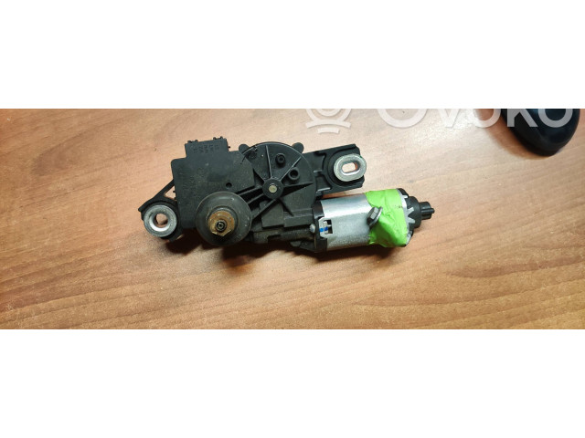 Моторчик заднего дворника 2K0955712D, 43171111 Volkswagen Caddy